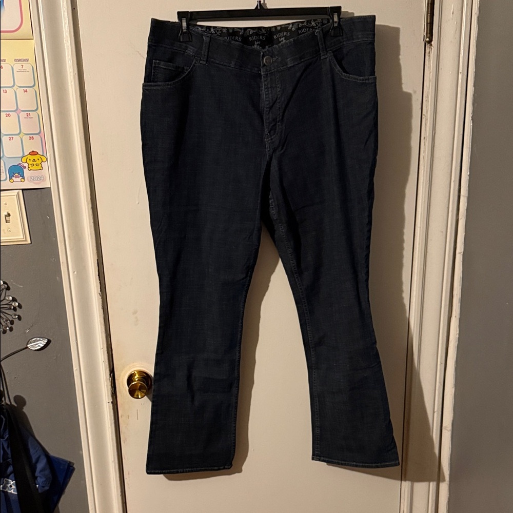 18 W Lee Riders Boot Cut Jeans Women’s